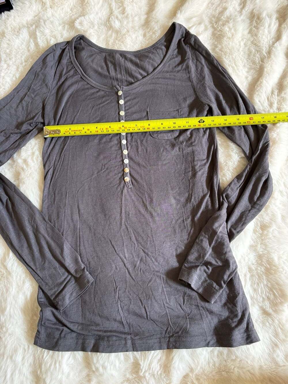 Long Sleeve Henley T-Shirt Size L Grey Cotton Pocket - Picture 3 of 3